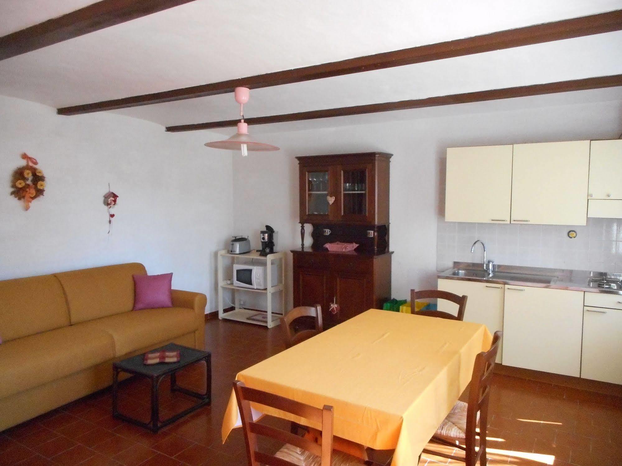 Agriturismo Cascina Serra Cossano Belbo Buitenkant foto