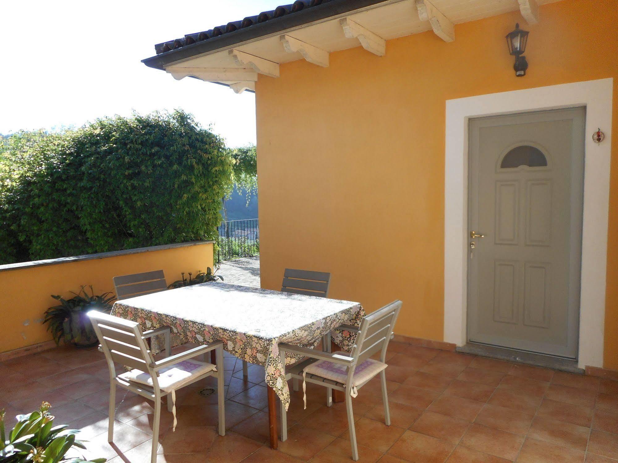 Agriturismo Cascina Serra Cossano Belbo Buitenkant foto
